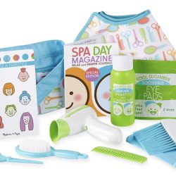 Melissa & Doug Love Your Look - Salon & Spa Play Set
